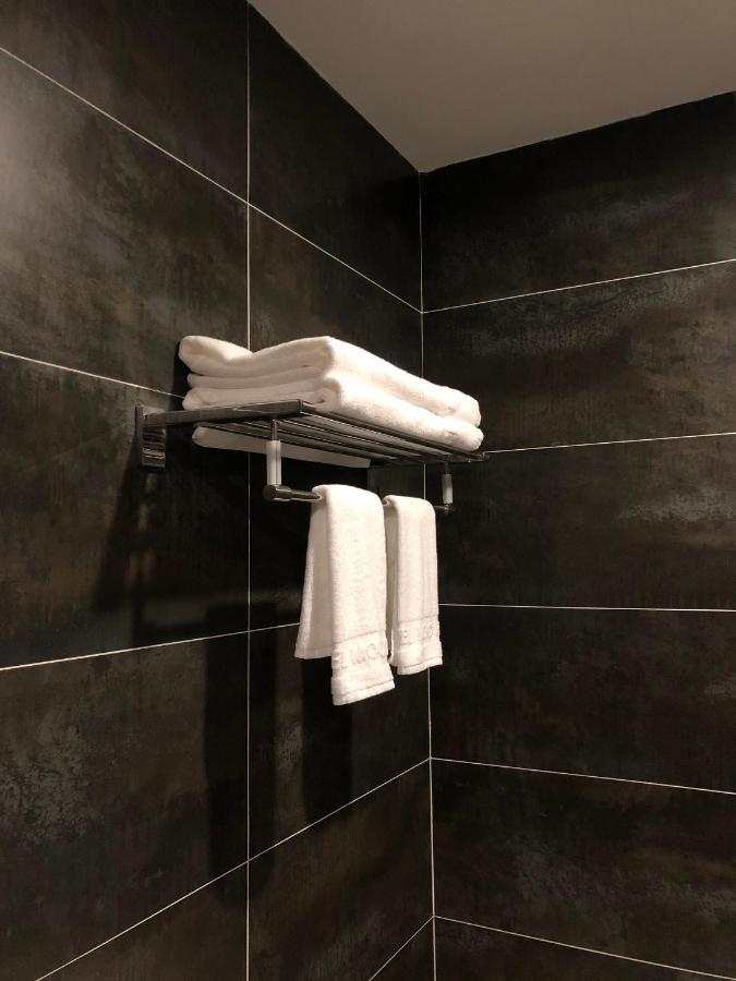 Moc Hoang Hotel ハノイ市 エクステリア 写真