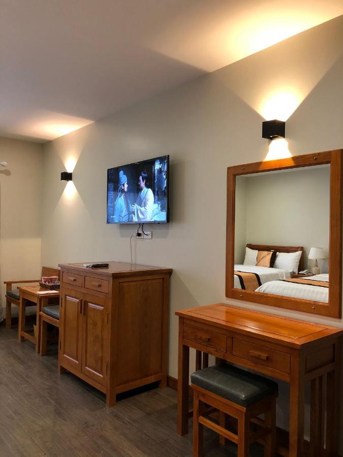 Moc Hoang Hotel ハノイ市 エクステリア 写真